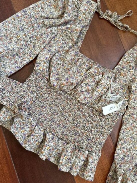 NWT She + Sky Square Neck Floral Long Sleeve Cropped Blouse Size Small - Picture 1 of 7